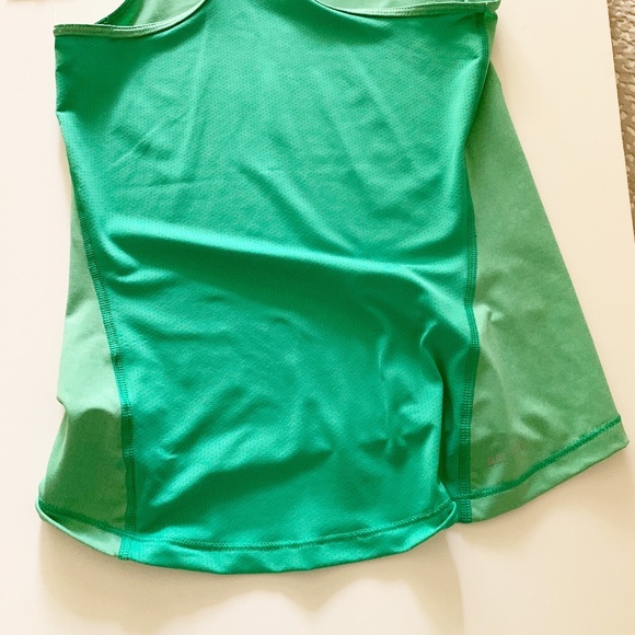 New Nike Pro Dri-fit Green Tank top. Size small - Picture 4 of 6